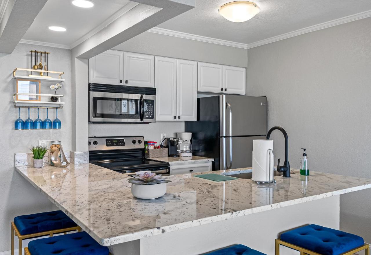 Wake Up To The Ocean Breeze - Enjoy Amazing Views Villa Tampa Exterior photo