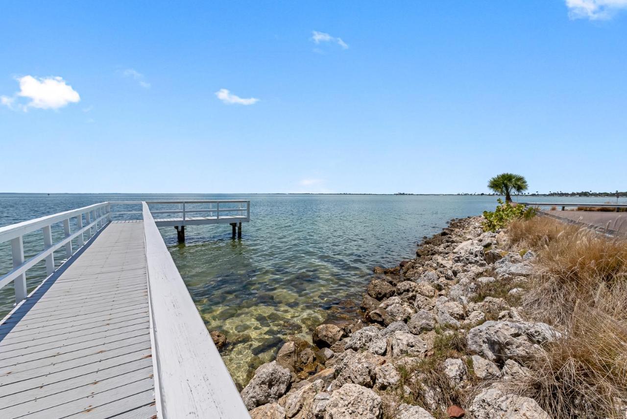 Wake Up To The Ocean Breeze - Enjoy Amazing Views Villa Tampa Exterior photo