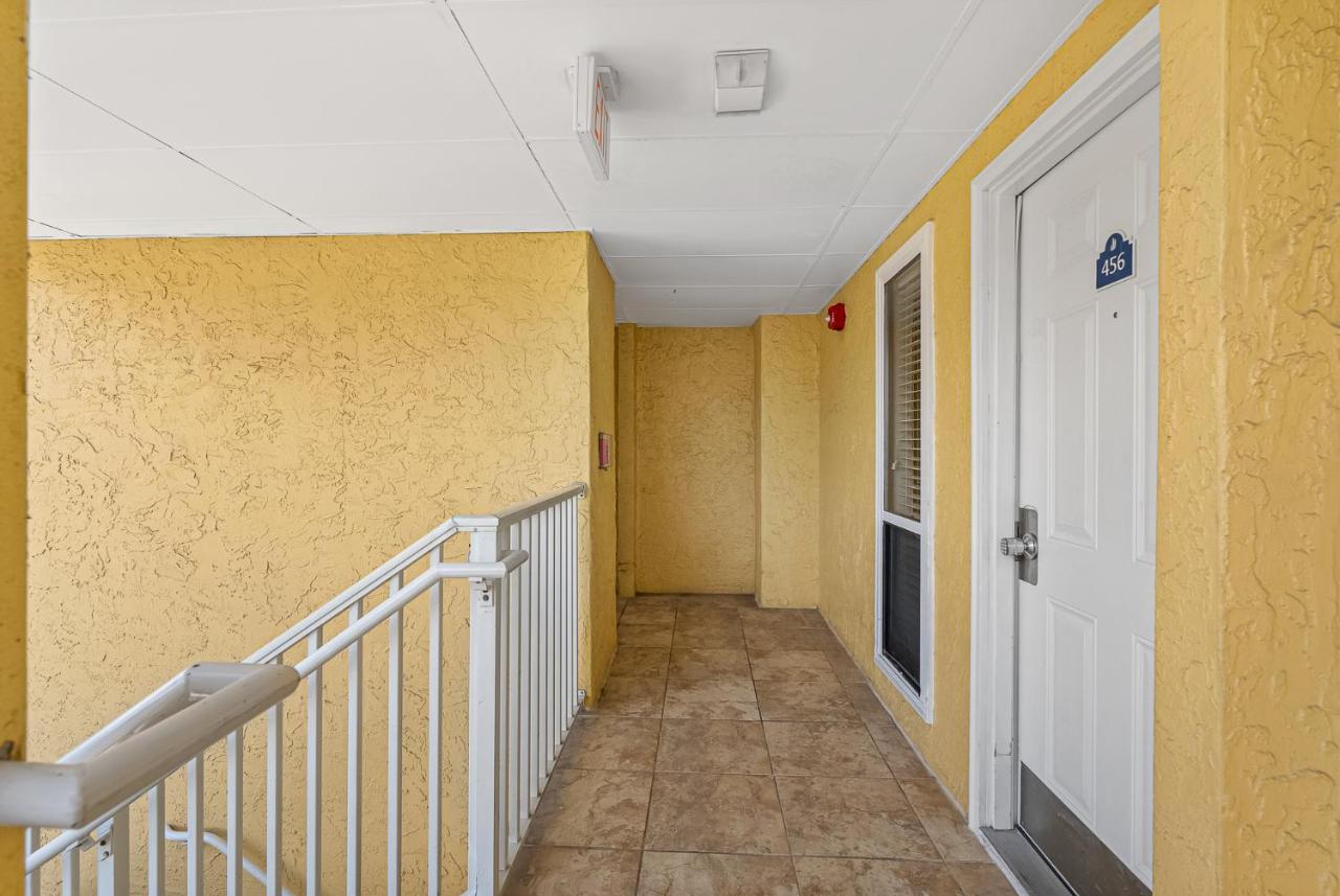 Wake Up To The Ocean Breeze - Enjoy Amazing Views Villa Tampa Exterior photo