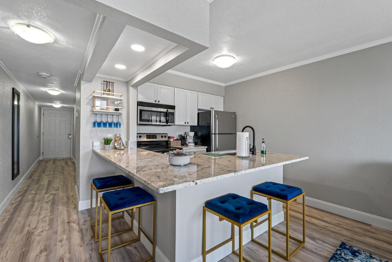 Wake Up To The Ocean Breeze - Enjoy Amazing Views Villa Tampa Exterior photo